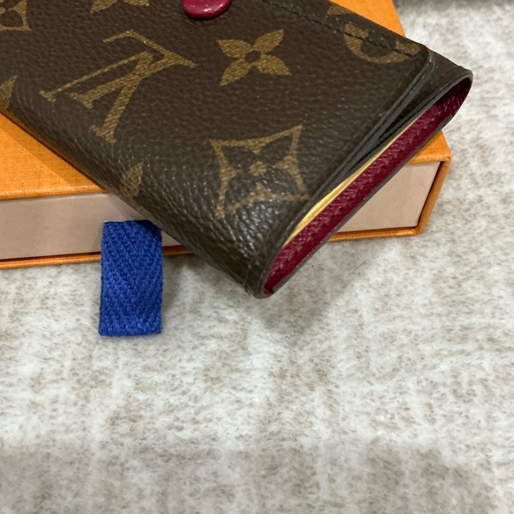 ✨💎EXCELLENT💎✨ LOUIS VUITTON KEY CLES. With BOX! - Picture 9 of 10